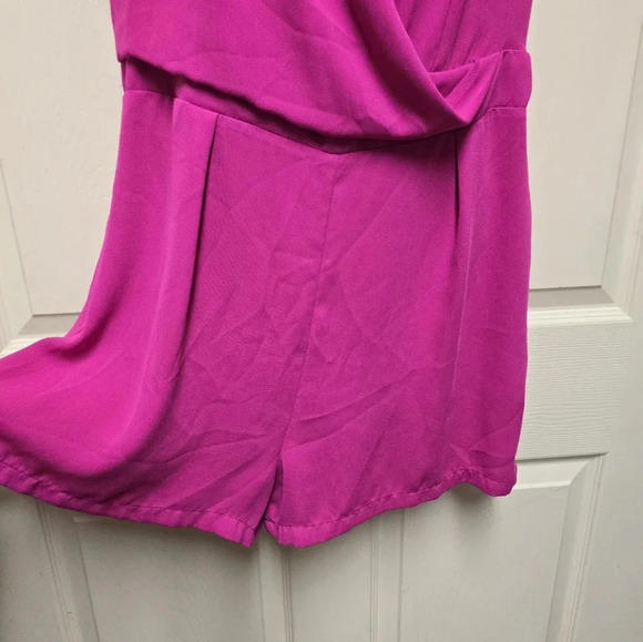Women’s Romeo + Juliet Couture Fuchsia Hot Pink Romper Sz Large - Picture 6 of 15